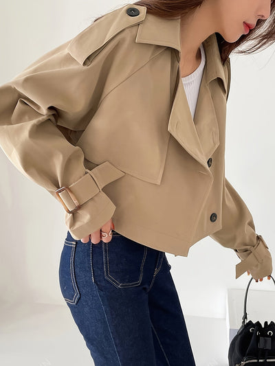 Cotella | Damen Kurzer Doppelknopf-Trenchcoat mit Gürtelärmeln – Casual Passform