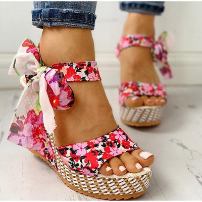 Fenna | Blumen Plateau Sandalen