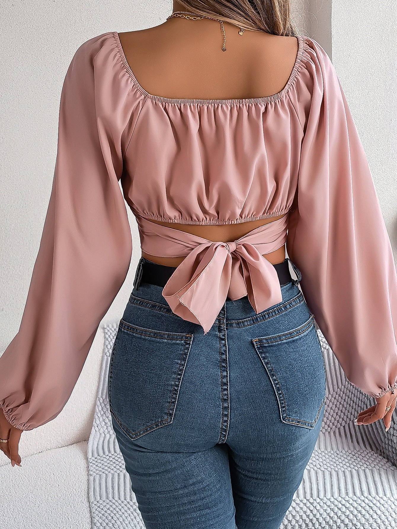 Amore | Chiffon-Top mit Puffärmeln und Spitzenbesatz