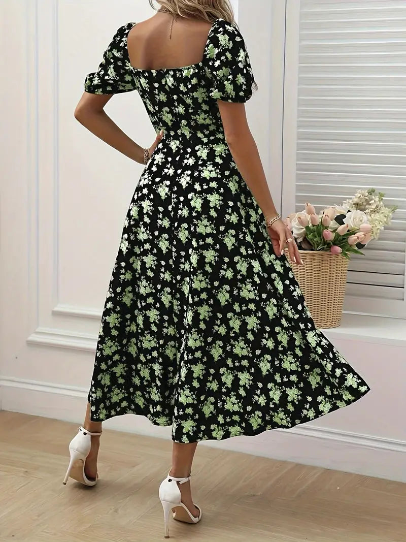 Karin | Schulterfreies Blumenkleid mit hohem Schlitz