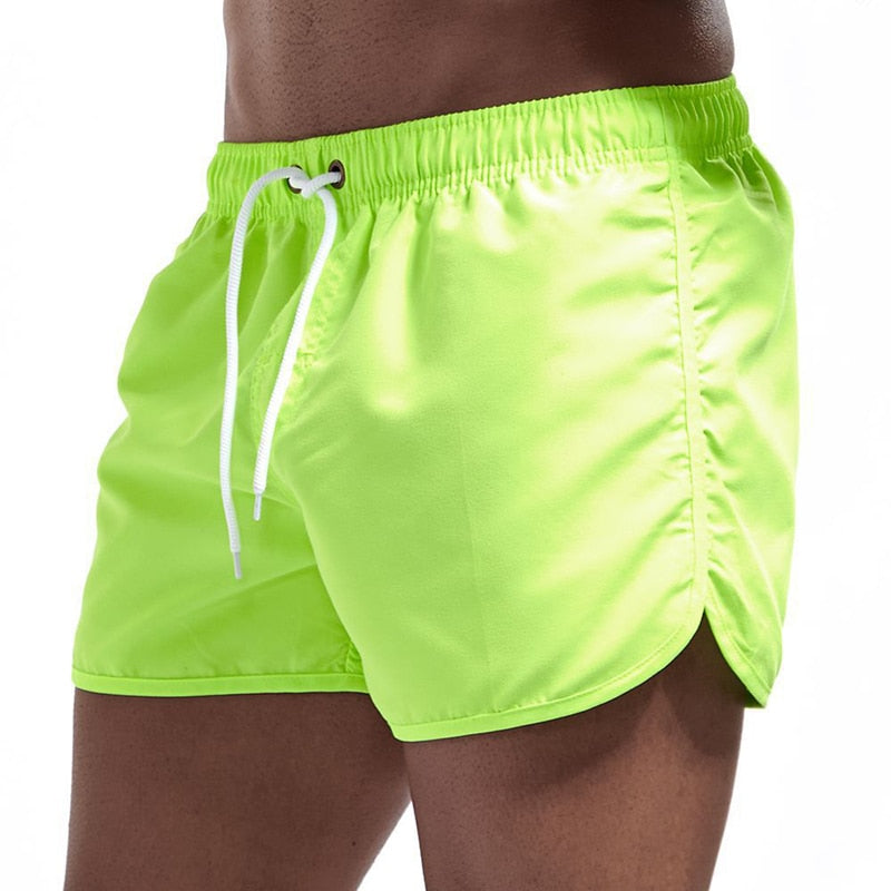 Becotic™ Ryan Badeshorts | Bunte und bequeme Badeshorts