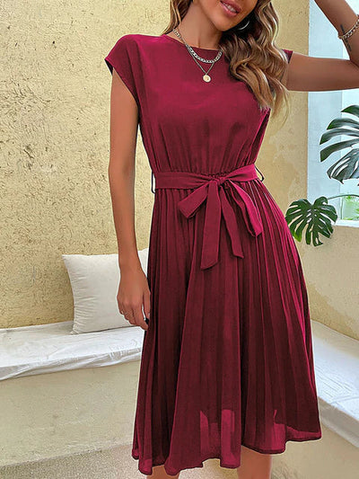 Elegantes Sommerkleid mit Taillenband & fließender A-Linie