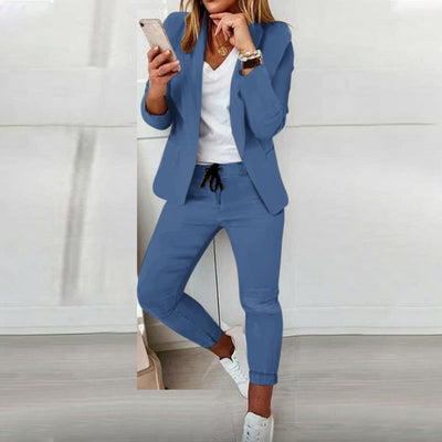 Grau zweiteilige Anzug mit Blazer und Hose