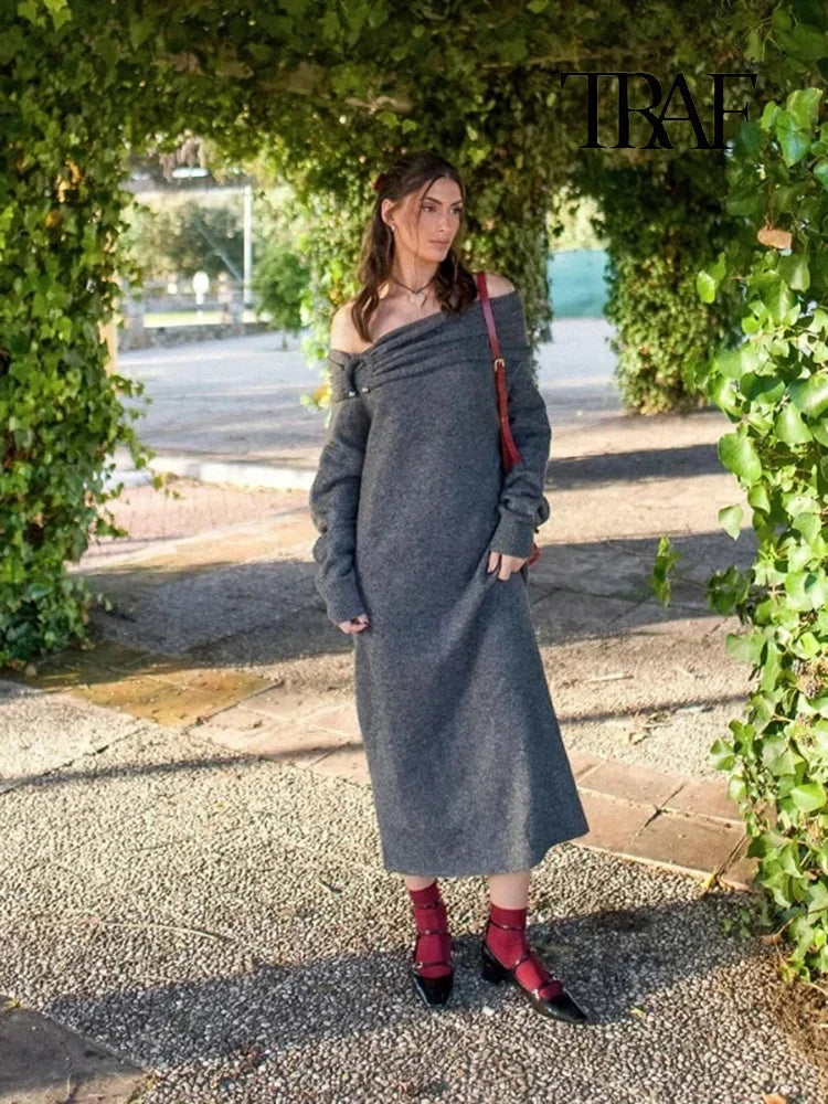 Zoey | Strickkleid Damen mit Schrägem Ausschnitt