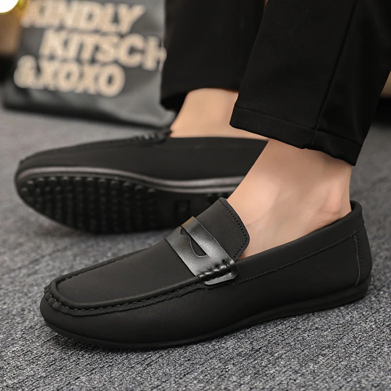 Elegante herren-loafer in verschiedenen farben