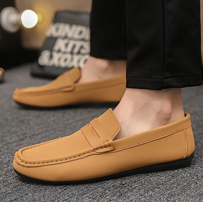 Elegante herren-loafer in verschiedenen farben