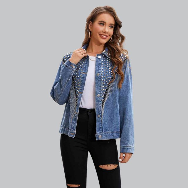 Arisse | Denim Jacke mit Perlen- und Quastenakzenten