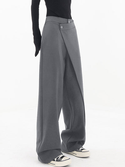 AMNA© - Innovative Baggy Pants mit Schrägverschluß.